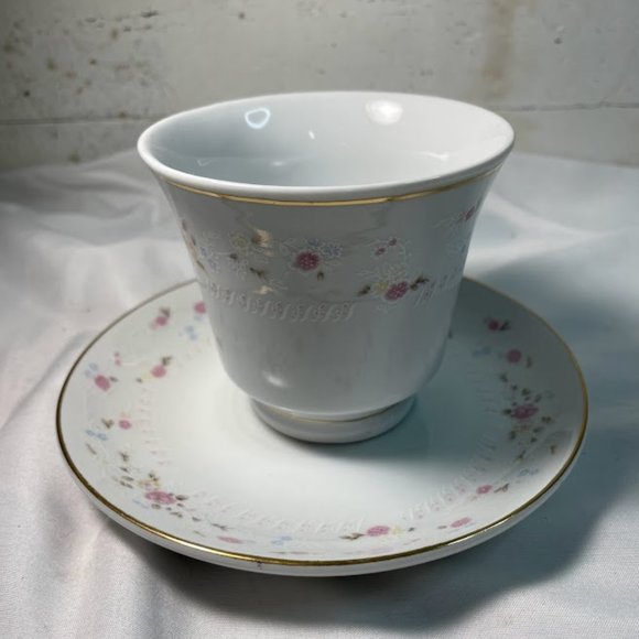 Home Styles Fine China Pink Floral Gold Trim Cup and Saucer Made in China - Picture 2 of 10
